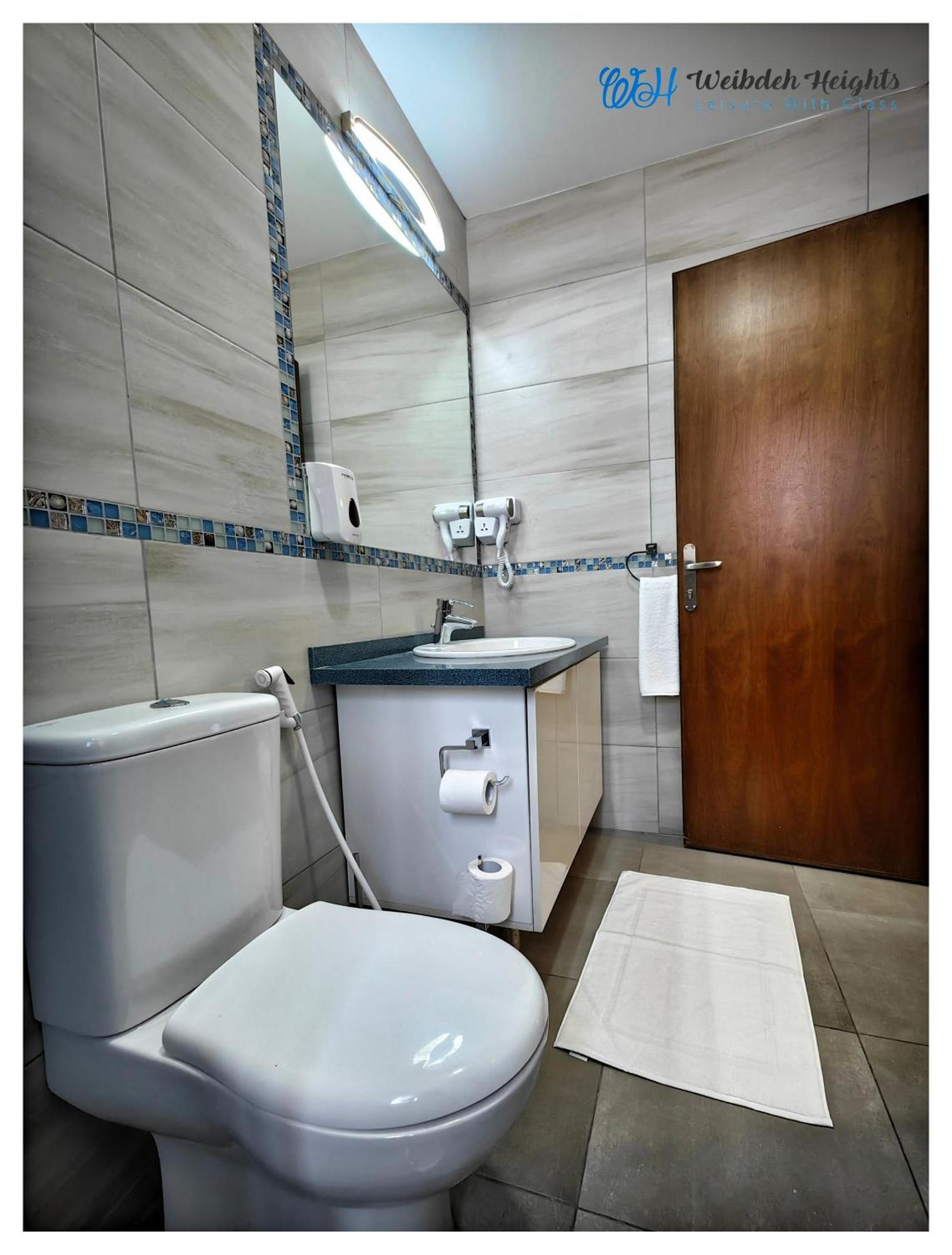 Weibdeh Heights Hotel Suites Amman Eksteriør bilde